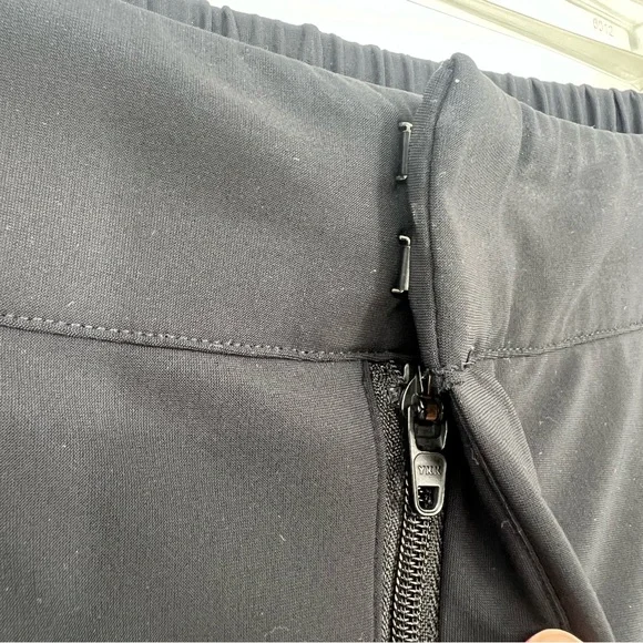 Athleta Pinnacle High Rise Wide Leg Black Cargo Trousers Pants Women's 8 - Picture 8 of 16